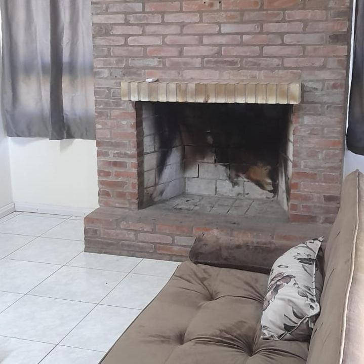 Casa Ampla Com Lareira E Churrasqueira Canela Esterno foto